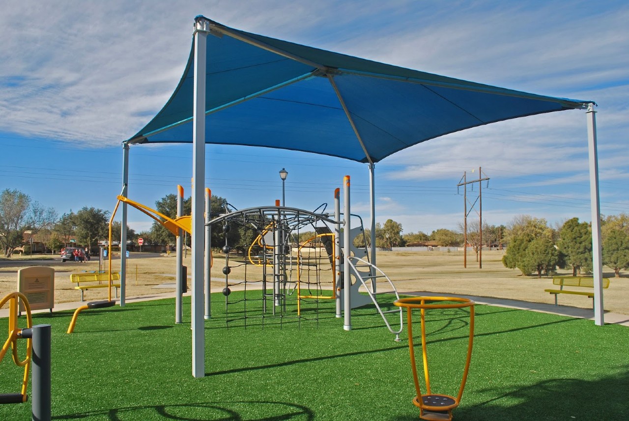 Artificial grass play area by Southwest Greens of Michigan